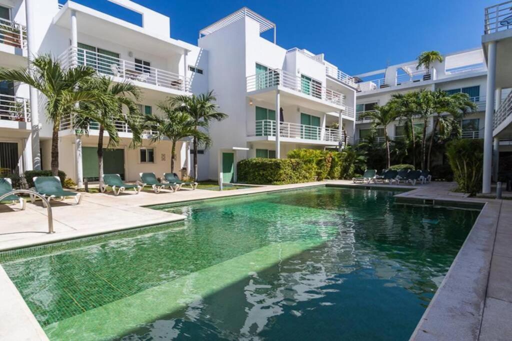 Poolside Tranquil Apartment In Playa Del Carmen Kültér fotó